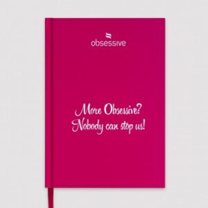 Cahier à couverture design et pages lignées