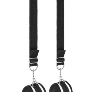 Menottes de suspension pour porte