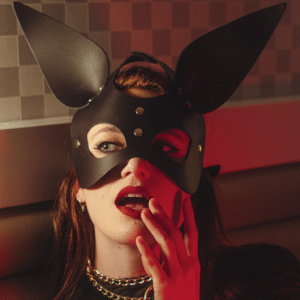 Masque Lapin Noir et Doré